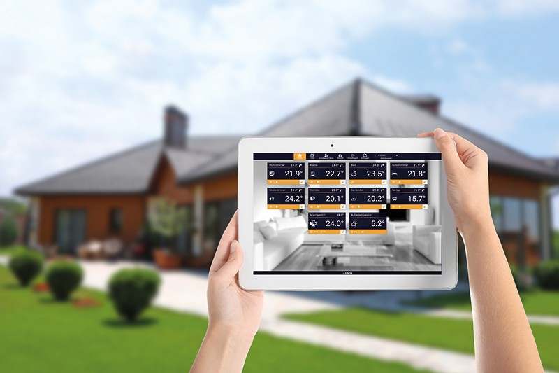 Tablet met de Jawotherm Home app voor een woning